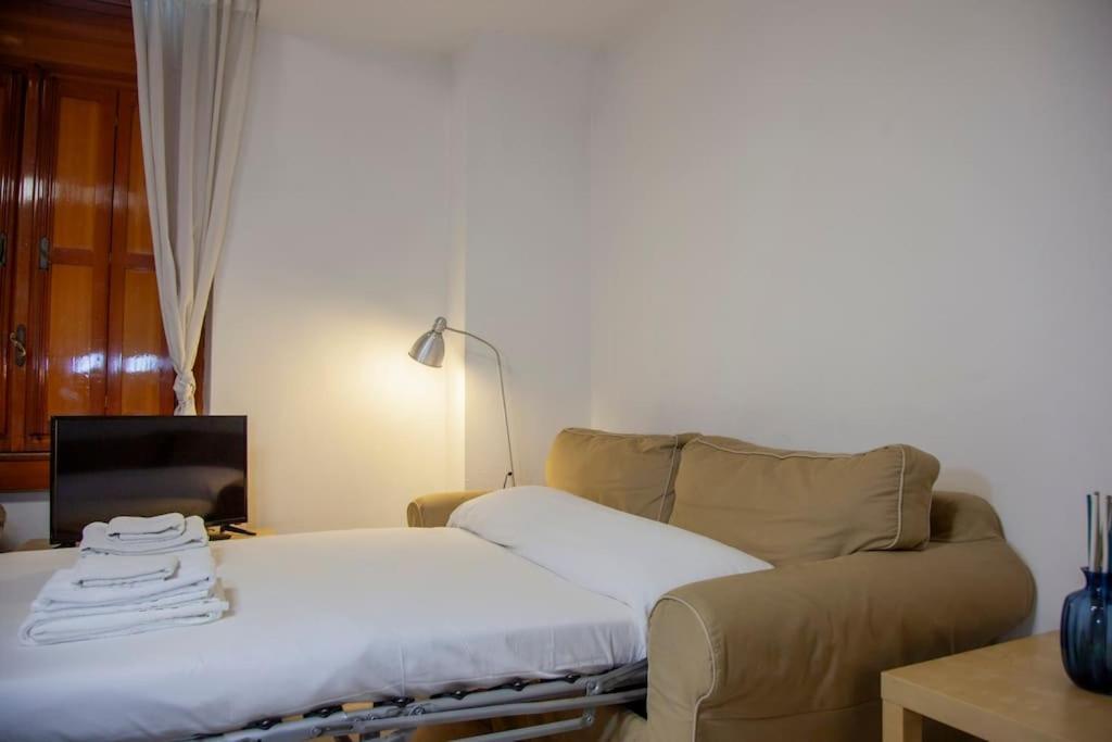 Marignoli Loft Near Borghese, Explore * Rom